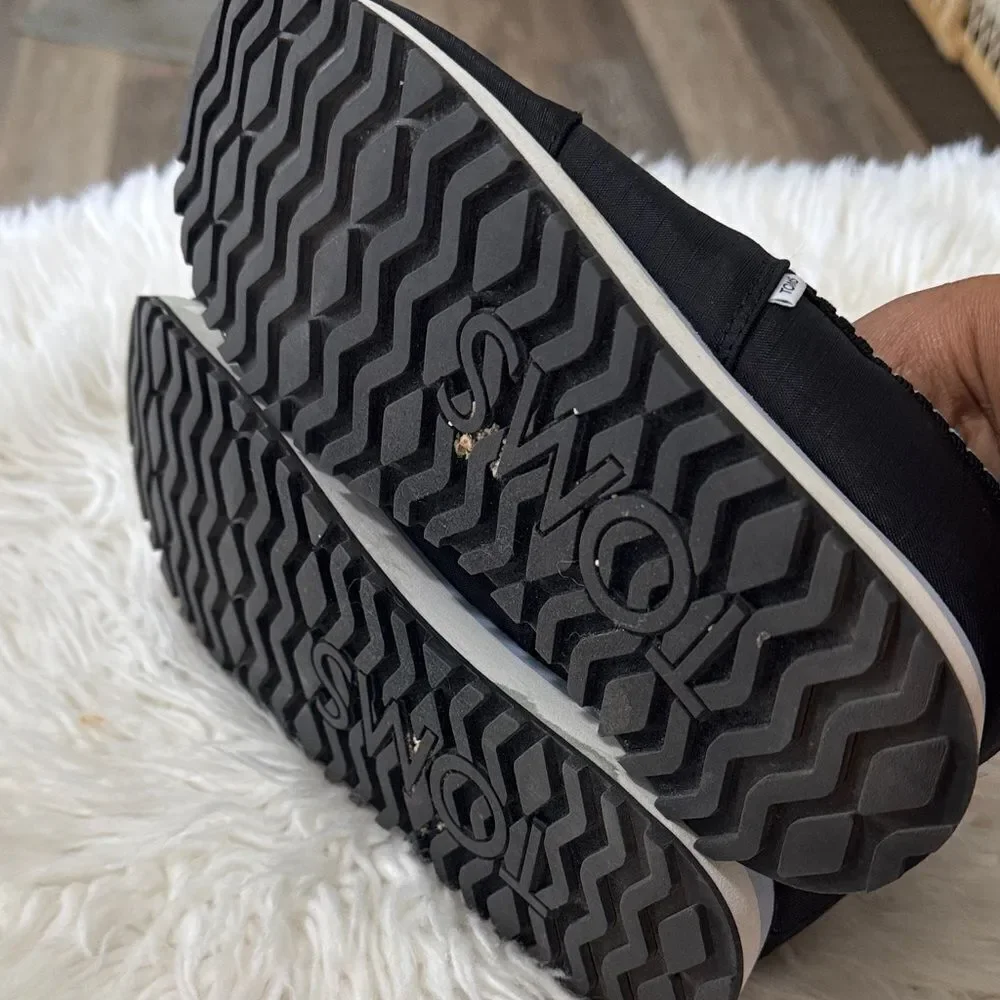 Toms Black Slip-On Sneakers Size 8